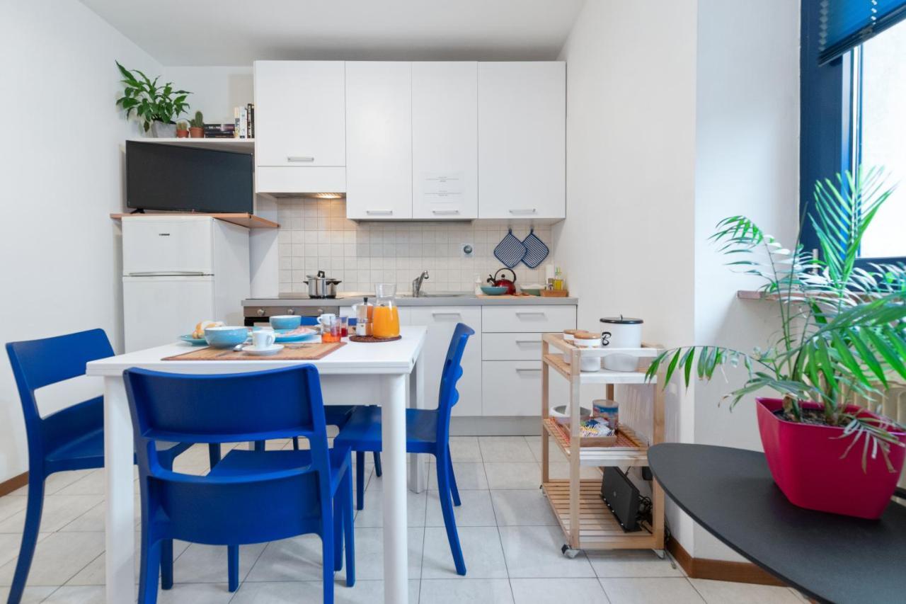 Easy Flat Apartment Trento Bagian luar foto