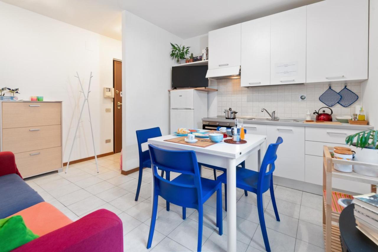 Easy Flat Apartment Trento Bagian luar foto